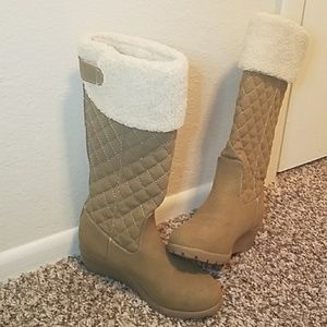 Tommy Hilfiger medium wedge boots